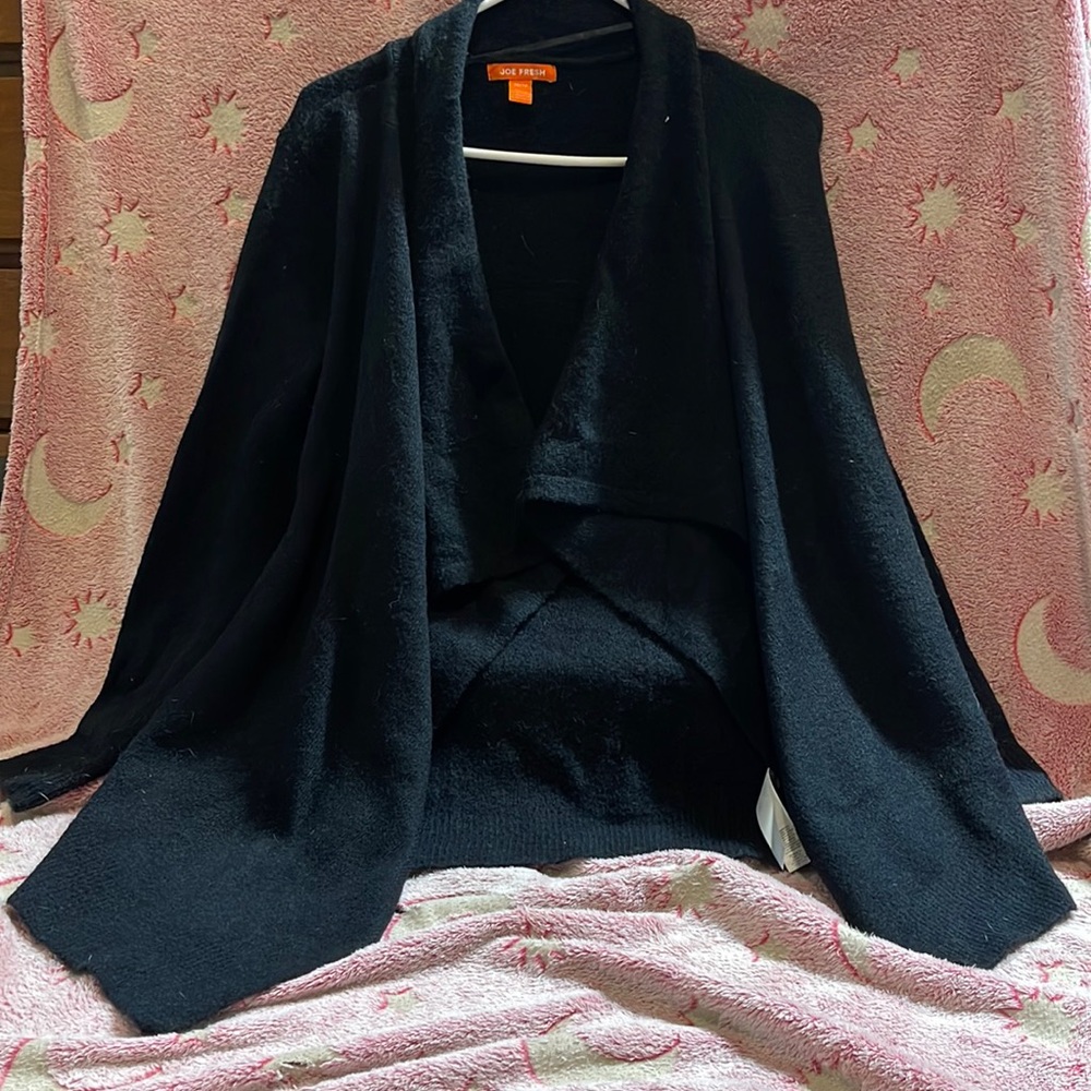 Black Woman’s Cardigan with a flap across the front
